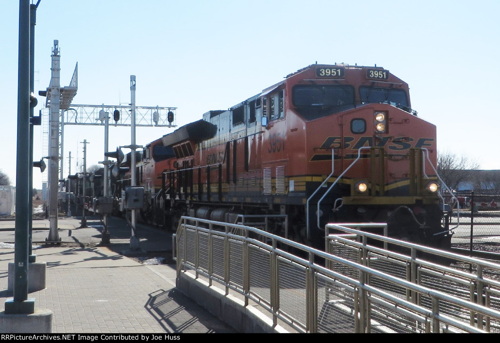 BNSF 3951 West